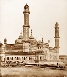 Moschee im Inneren von Asophoo Dowlahs Emambara, Lucknow